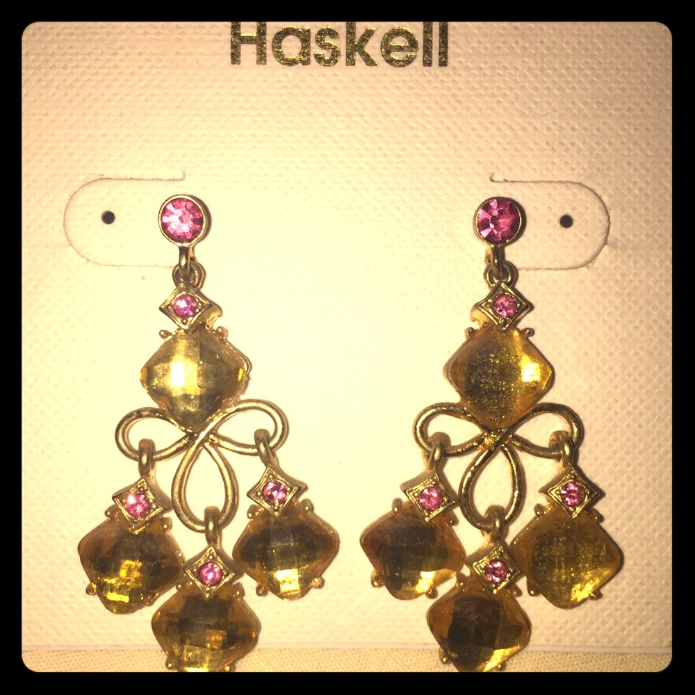 Beautiful pendant earrings